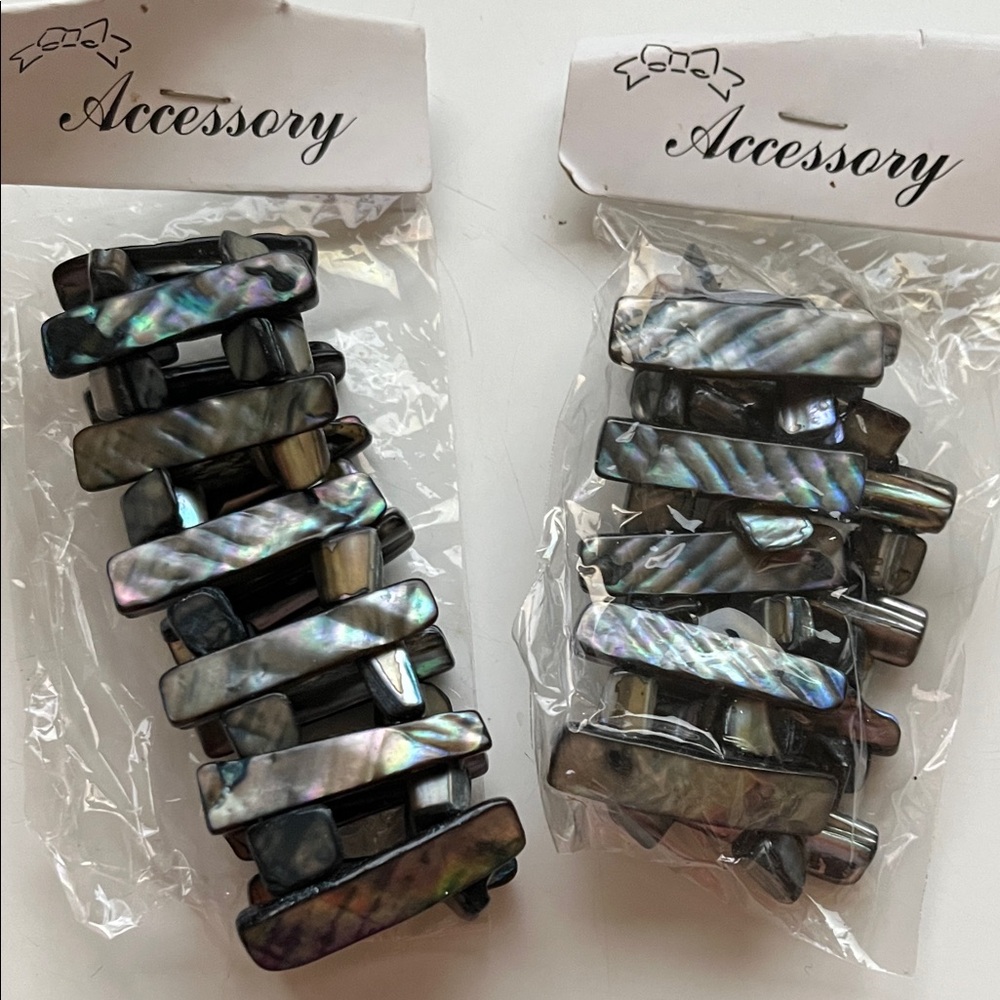Set of 2 Black Shell Bracelets